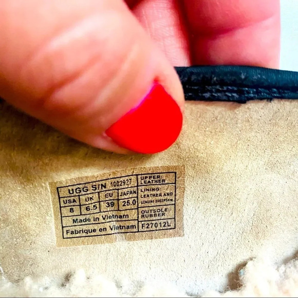 Ugg Australia Alloway Black Studded Flats - Picture 11 of 11